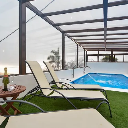 Castanos - Panoramic View Villa *